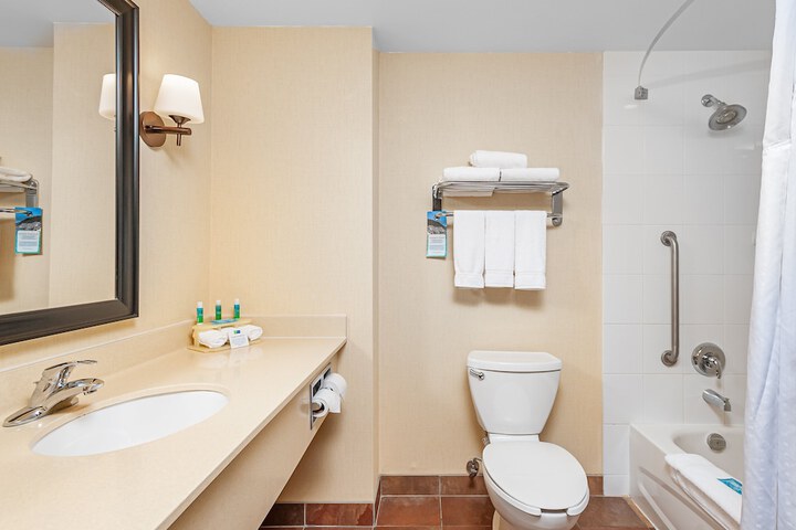 Room 14 of 52