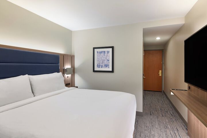 Room 40 of 54