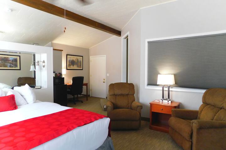 Copper Queen Hotel and Casino
