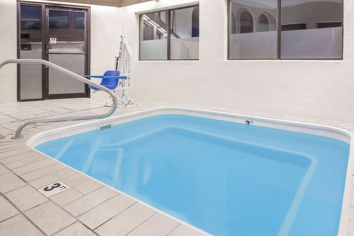 Pool 3 of 37