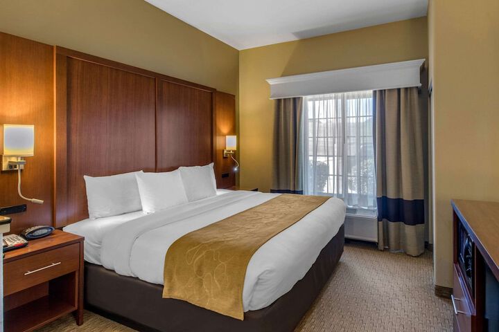 Comfort Suites Marshall