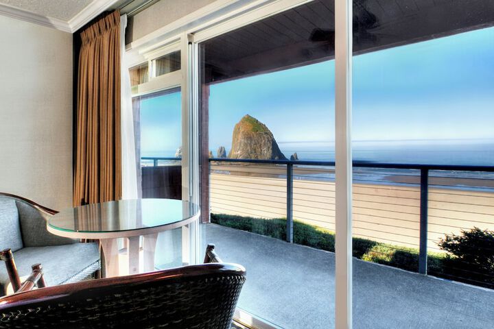 Hallmark Resort - Cannon Beach