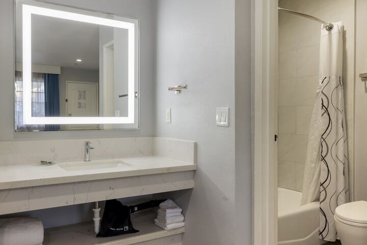 Best Western Orange Plaza