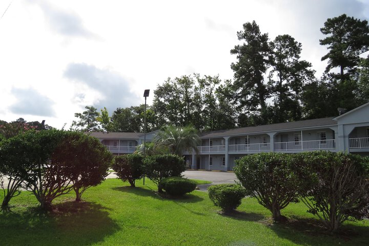 Property Grounds 42 of 44
