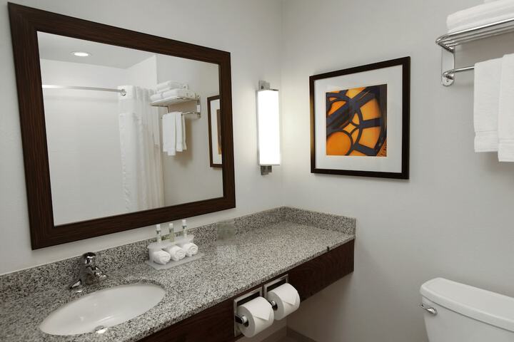Room 11 of 29