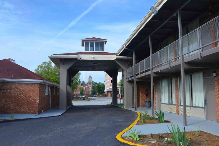 Hotel 4 of 22