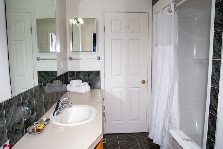 Room 15 of 61