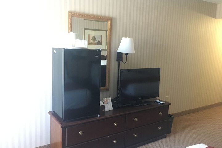 Mountain Inn & Suites