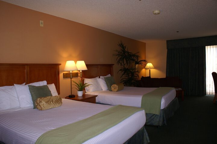 Room 63 of 143