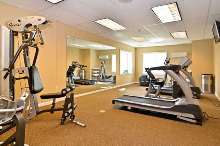 Rivertide Suites Hotel