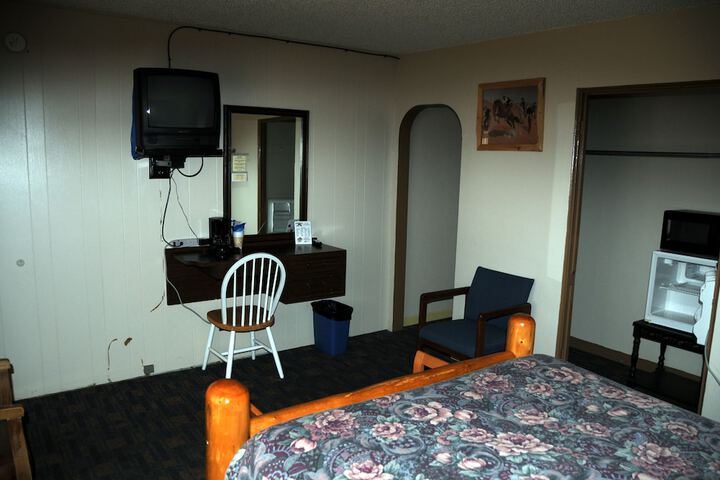 Room 21 of 44