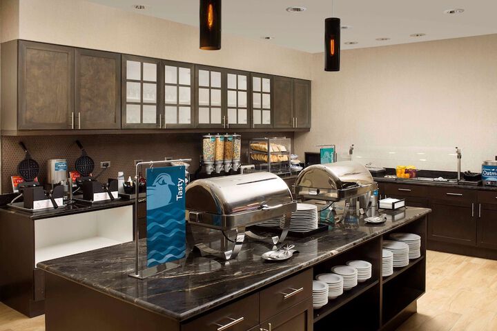 Breakfast/Coffee Service 30 of 33