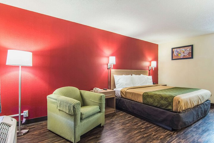Room 20 of 29
