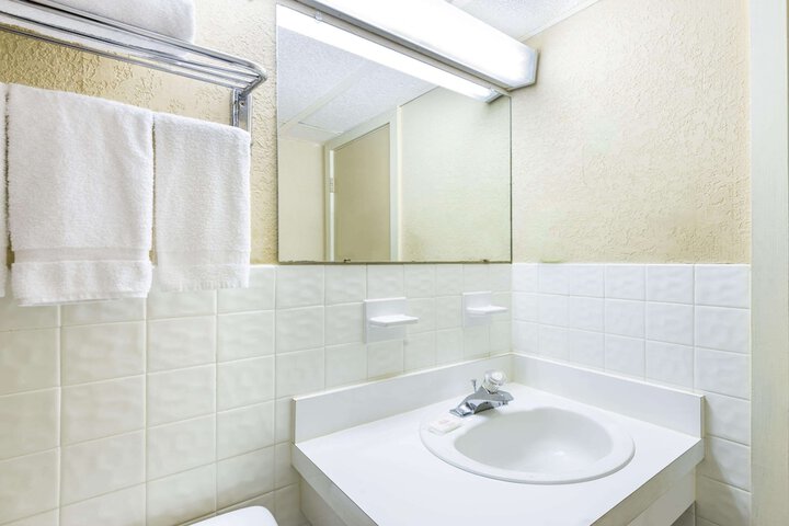 Ramada by Wyndham West Atlantic City