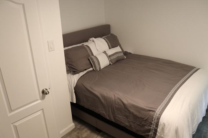 Reynolds House Inn & Motel