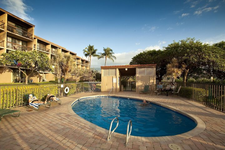 Pool 18 of 271
