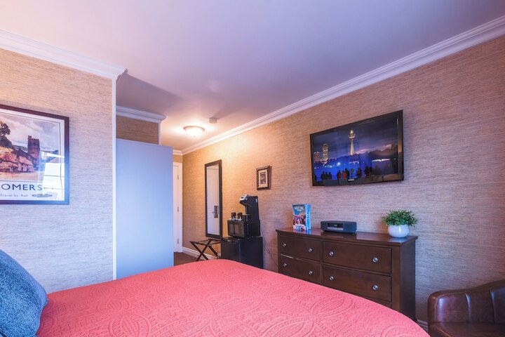 Red Coach Inn