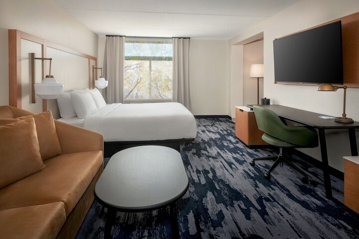 Room 17 of 26
