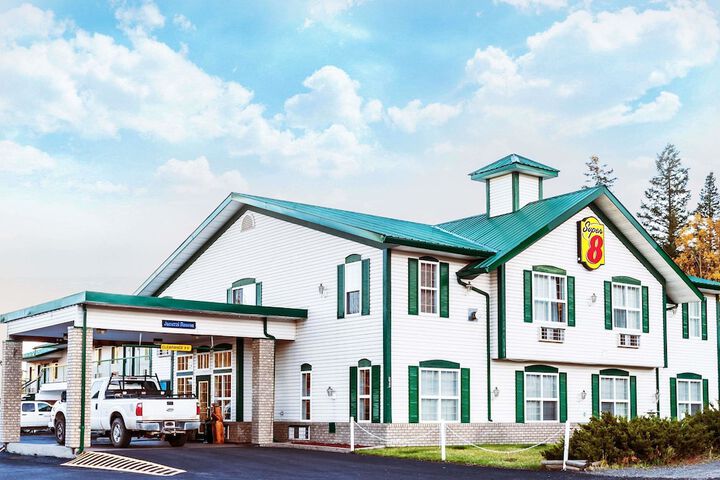 Hotel 2 of 53