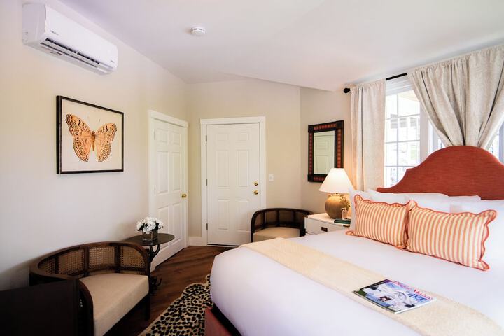 Room 71 of 109