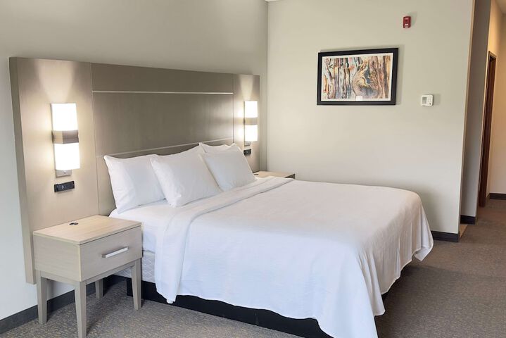La Quinta Inn & Suites by Wyndham Jackson / Cape Girardeau