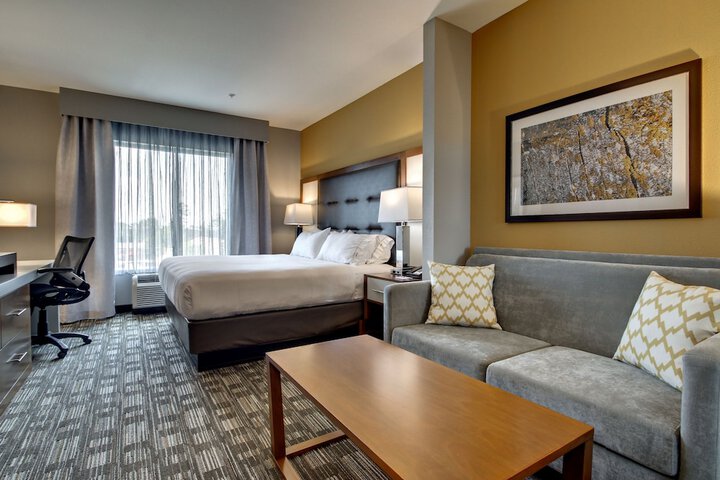 Room 22 of 45