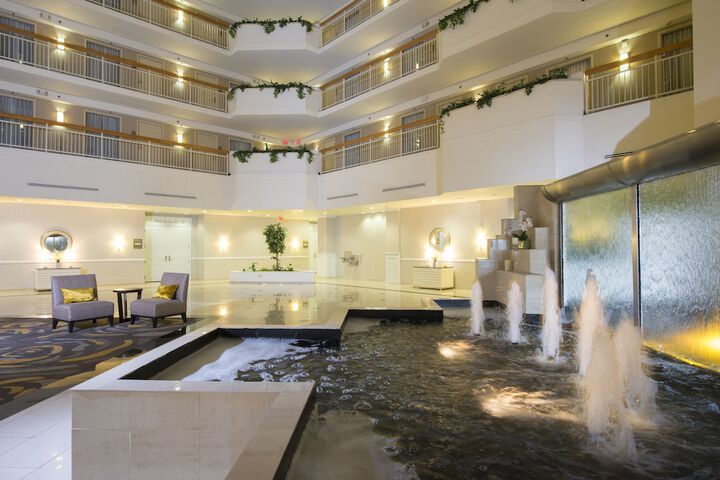 Embassy Suites by Hilton Newark Wilmington South