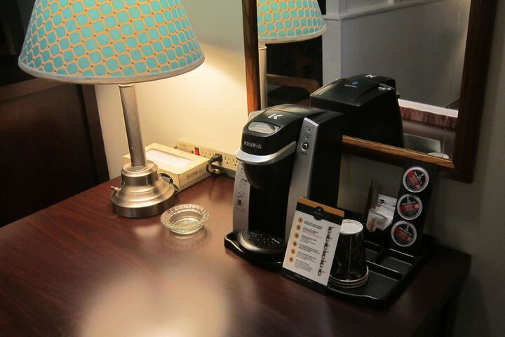 Room 12 of 22