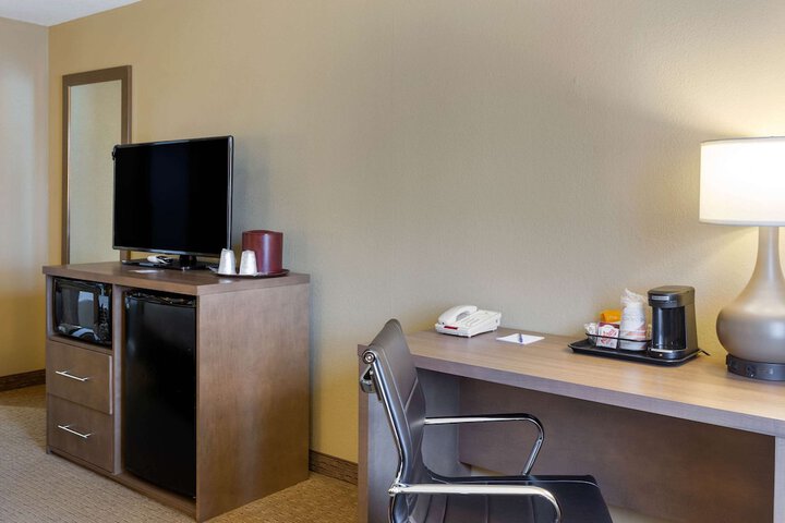 Room 42 of 58