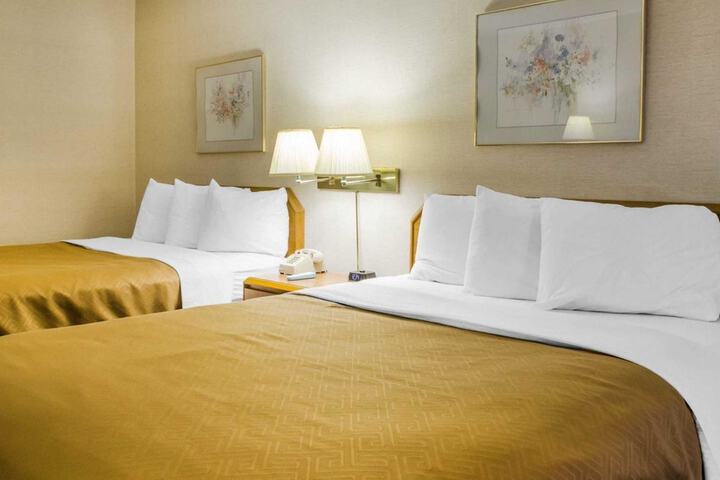 Room 8 of 26