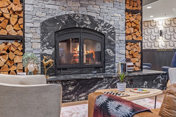 Everwild Canmore Hotel