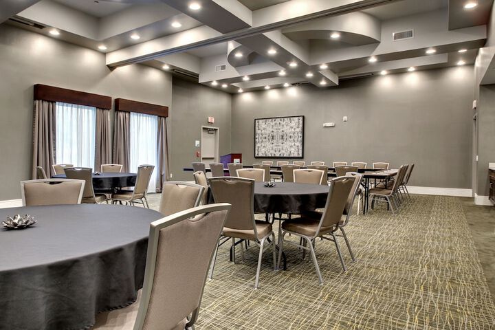Holiday Inn Express Hotel & Suites Albany by IHG