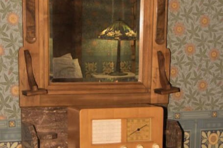 Room 15 of 42