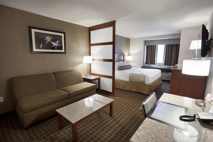 Room 14 of 42