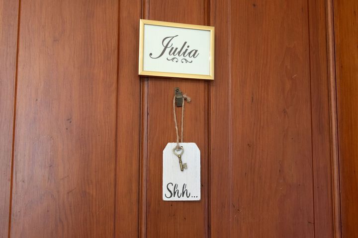 Room 92 of 111