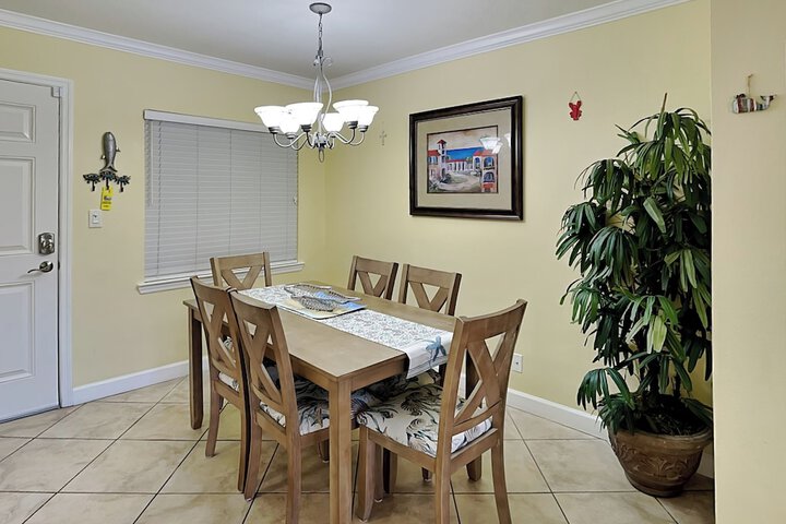 Barefoot Beach Resort B-201 by Distinctive Beach Rentals