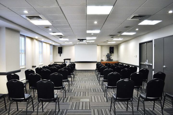 DoubleTree by Hilton Ottawa Downtown