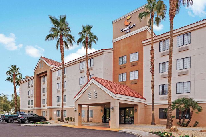 Hotel 2 of 53