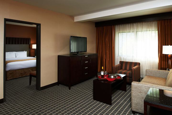 Room 43 of 90