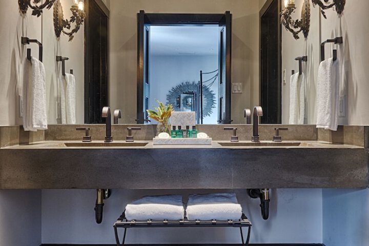 Hotel Domestique