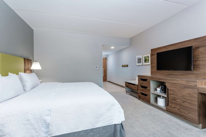 Room 20 of 37