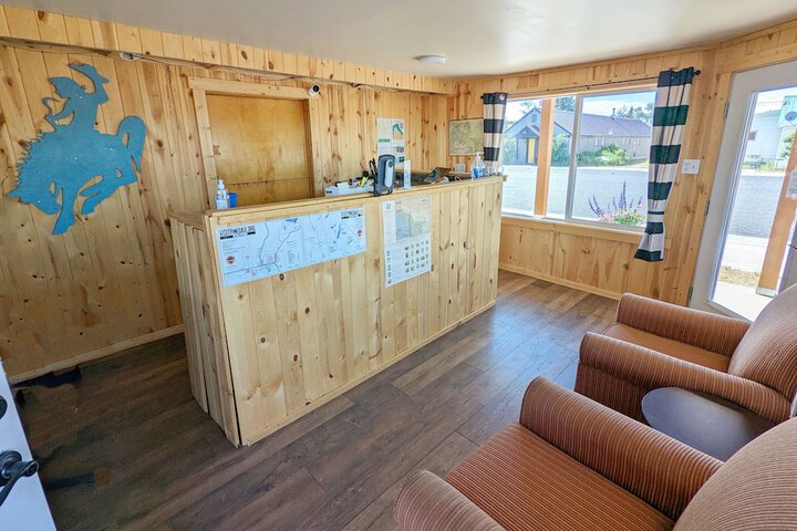 Teton Court Motel