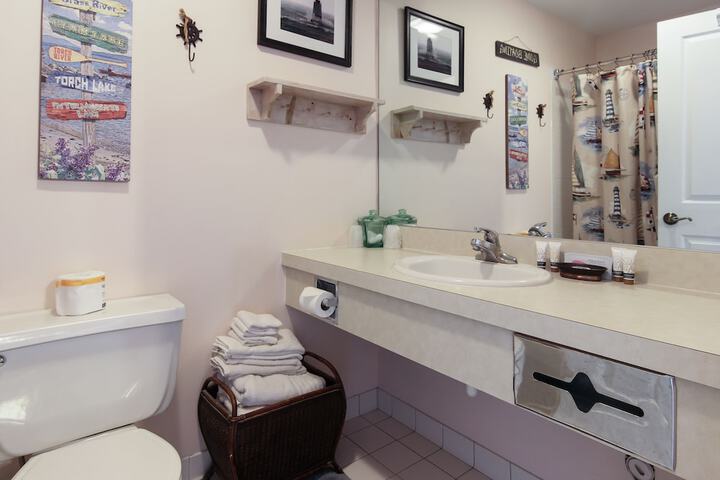 Stone Waters Inn