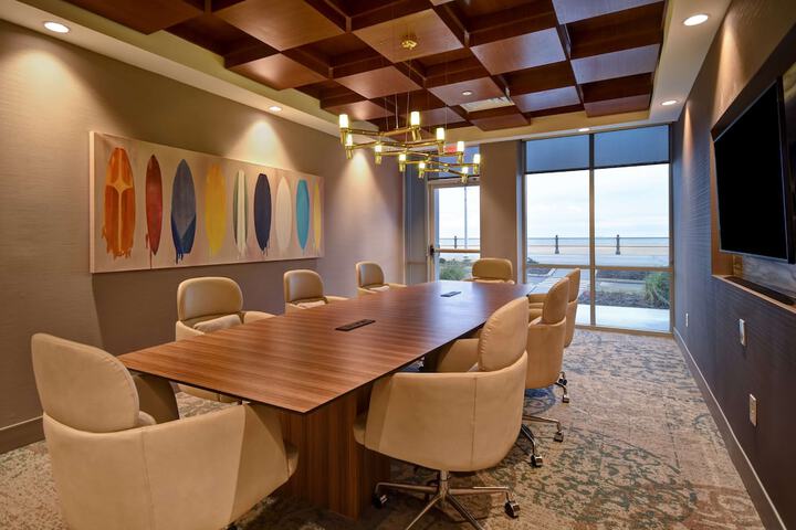 DoubleTree by Hilton Virginia Beach Oceanfront South
