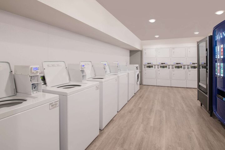 WoodSpring Suites Savannah Pooler