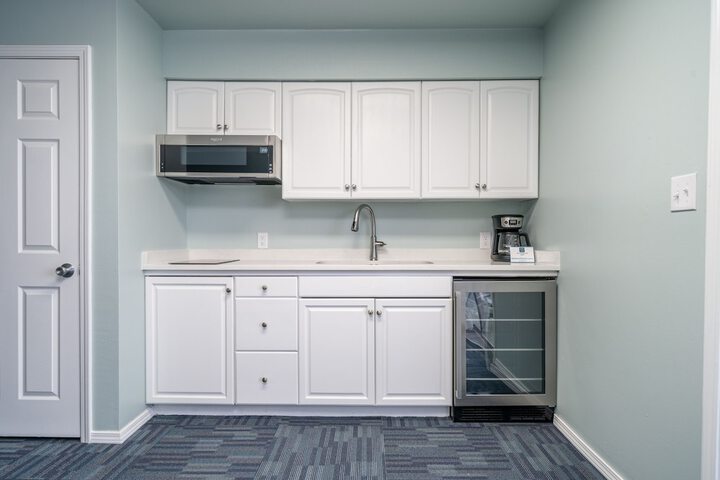 The Hamilton - Lakefront & Studio Suites Hot Springs