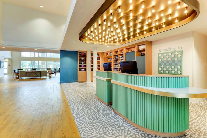 Sonesta Select San Francisco Airport Oyster Point Waterfront