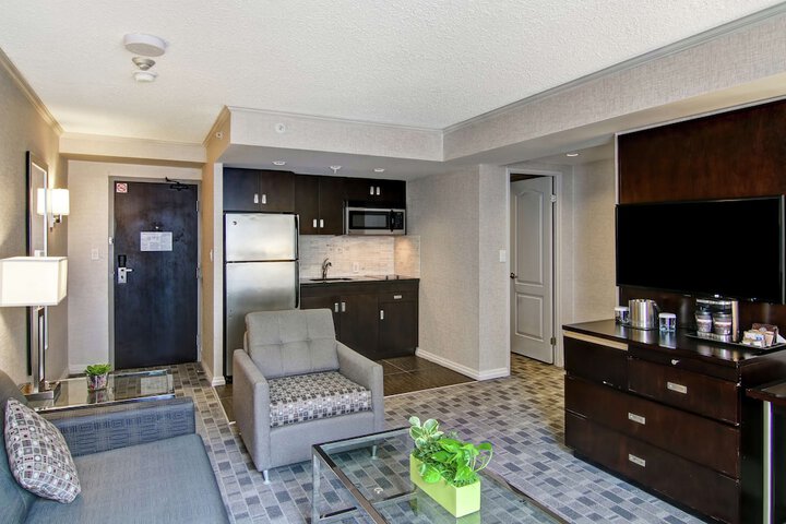 Room 62 of 116