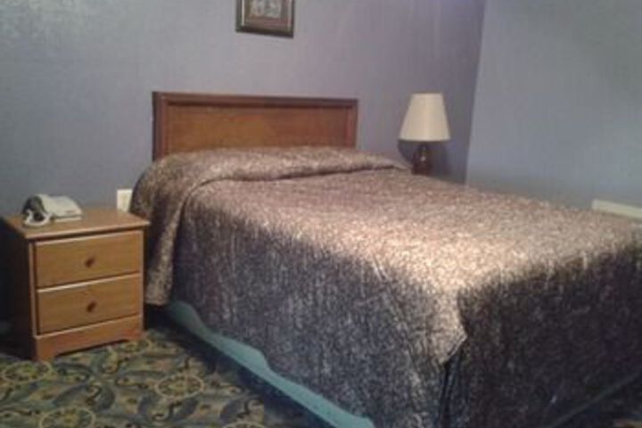 Thunderbird Motel