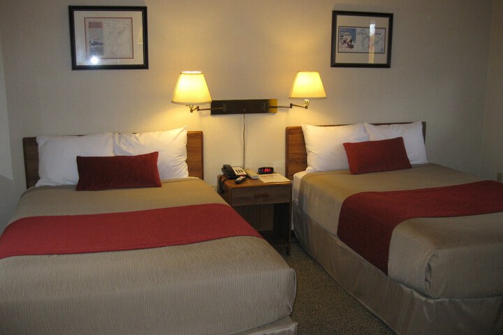Room 12 of 20